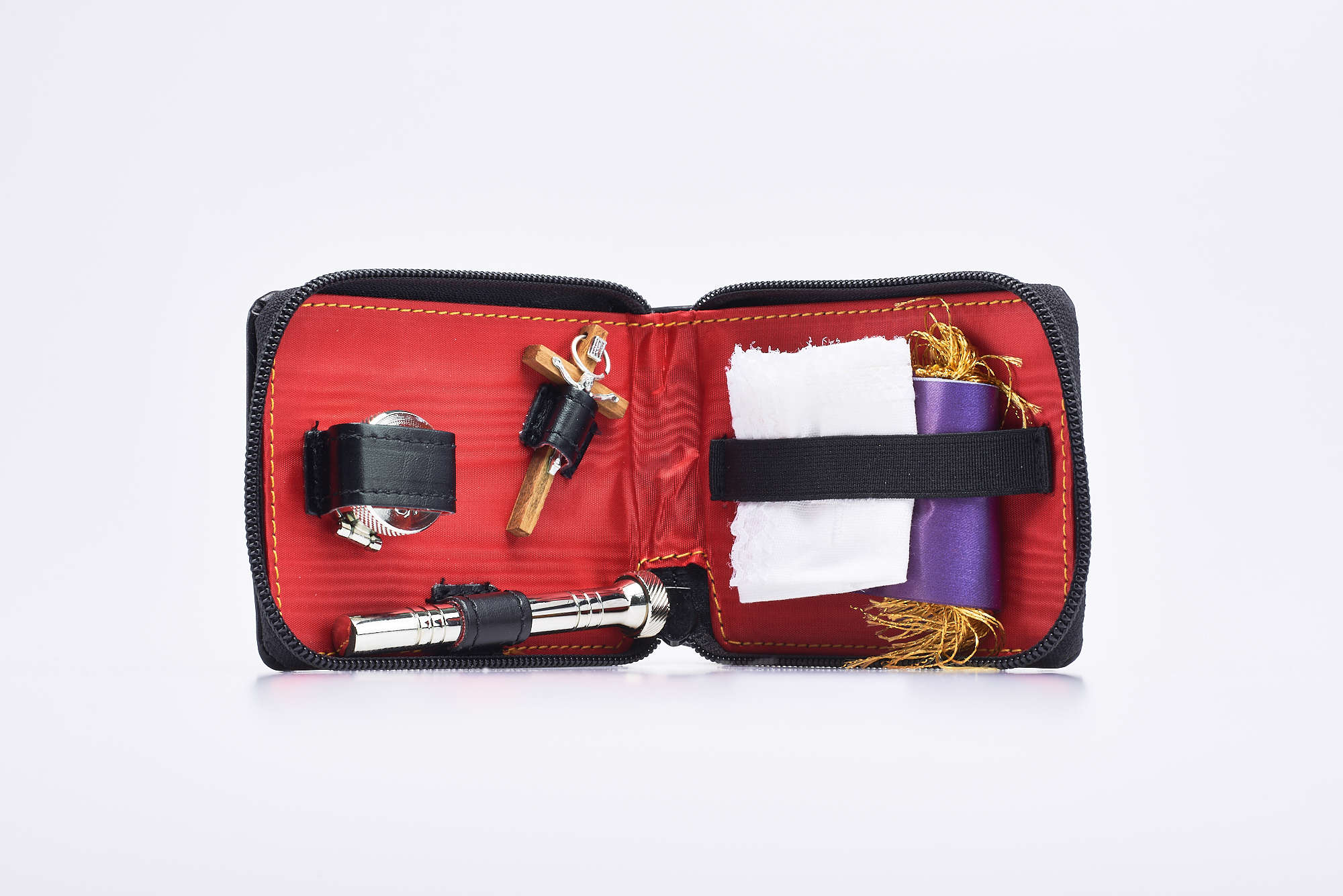 Piccolo portafoglio in pelle per ministri straordinari