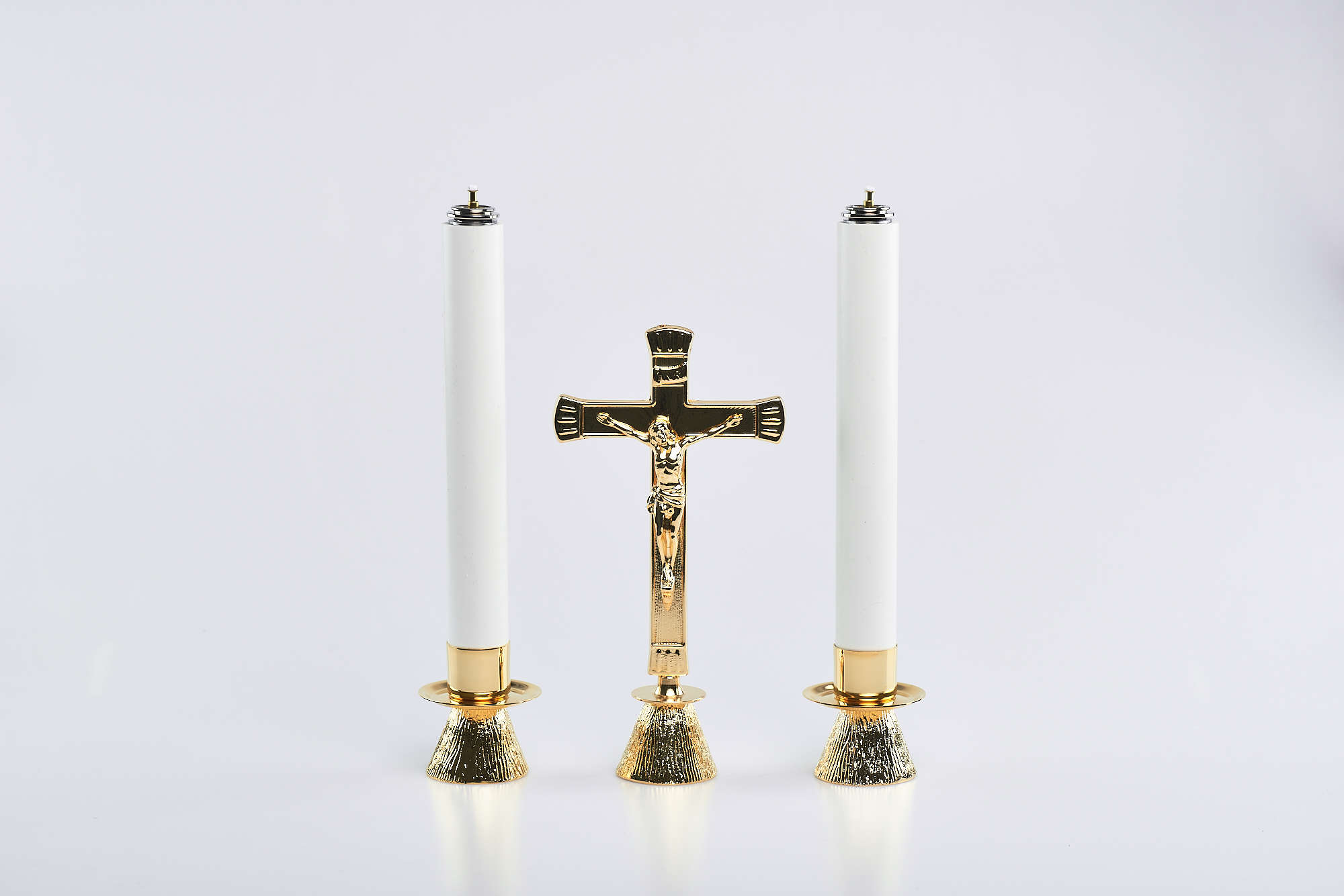 Candeliere conetto con piatto 8 cm, bossolo 32 cm, altezza al piatto 5 cm