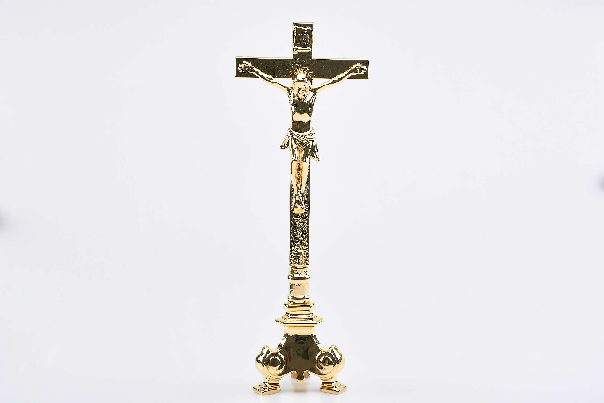 Croce su candeliere barocco